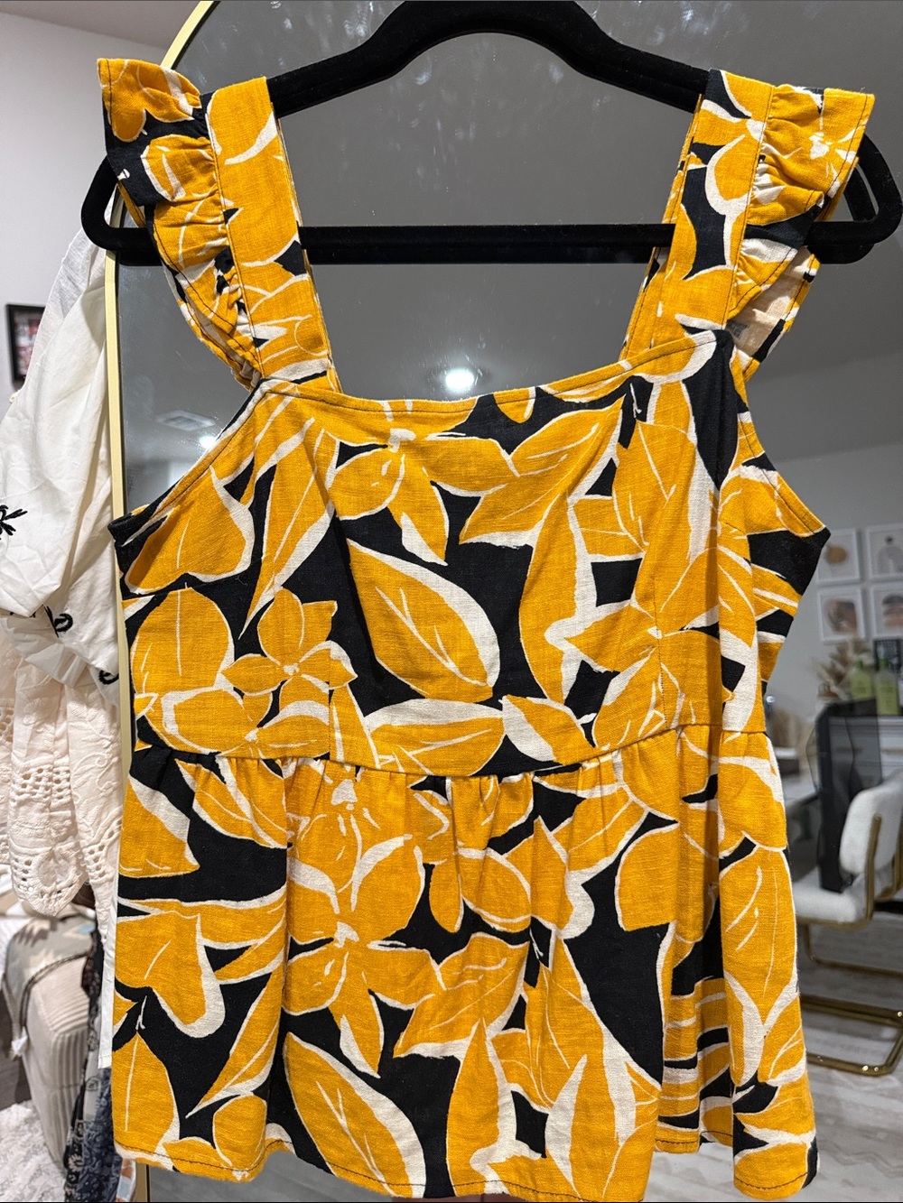 Who What Wear Yellow Black and White Floral Ruffled Strap Tank